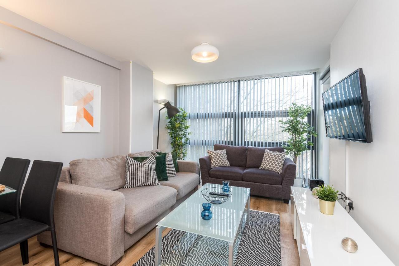 Apartment Host & - Standish Street Living
