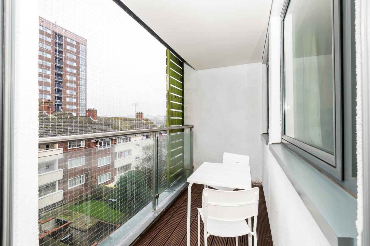 Apartment Host & - Standish Street Living *